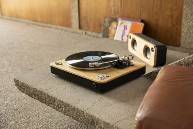 HI-TECH: Stir It Up, l’iconico giradischi THE HOUSE OF MARLEY