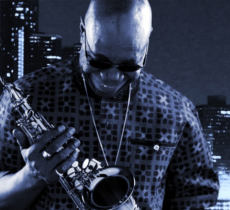 Morto per Coronavirus Manu Dibango. Aveva suonato anche con Jovanotti