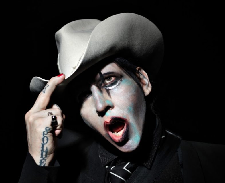 Video e Testo: MARILYN MANSON – “Don’t Chase The Dead”