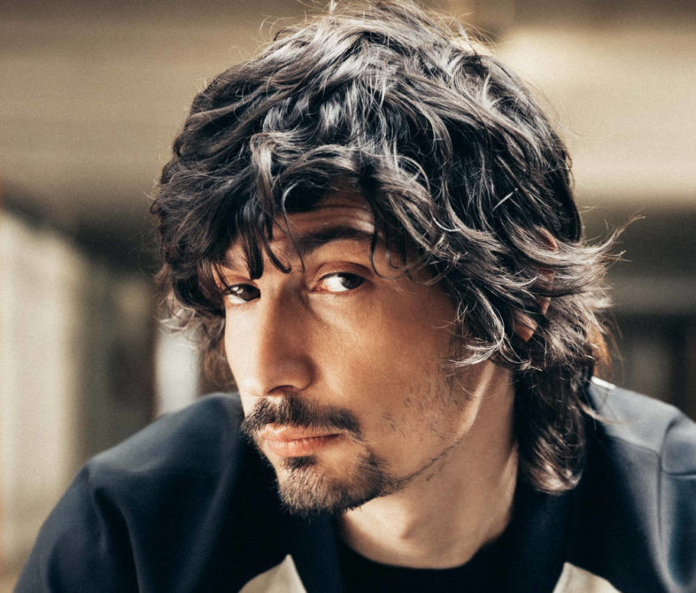 Video Intervista – PIERDAVIDE CARONE: dentro la mia “Casa” c’è un bagaglio sempre pronto