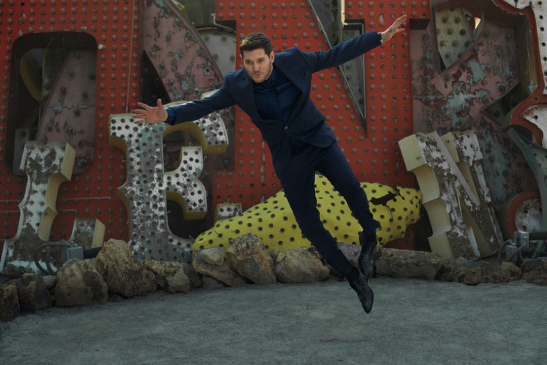 MICHAEL BUBLE debutta alla numero uno nella classifica album UK
