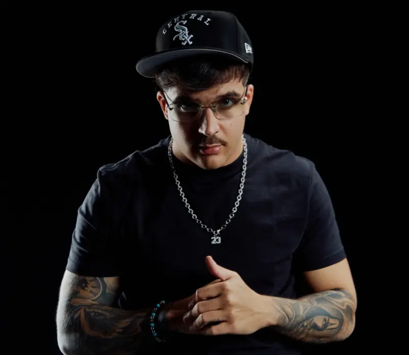 GEOLIER Con El Pibe De Oro Aggia Addivent Leggend Guarda Il Video 