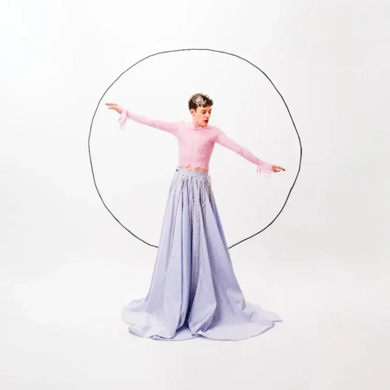 Chi è NEMO l’artista non binario che ha vinto l’Eurovision 2024