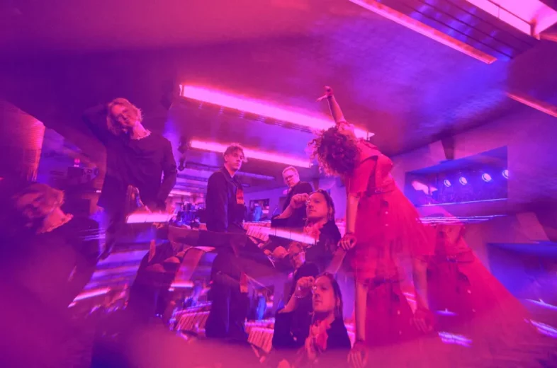 ARCADE FIRE il nuovo album “Pink Elephant”. Ascolta il singolo “Year of the Snake”